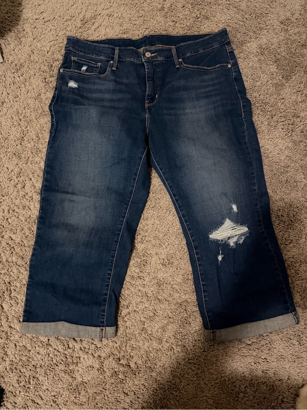 Dark Blue Distressed Women's LEVI Jeans Capris